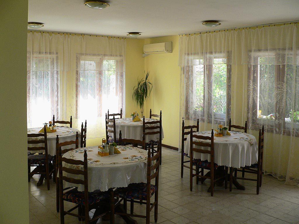 Guest House Kalina Saints Constantine and Helena Luaran gambar